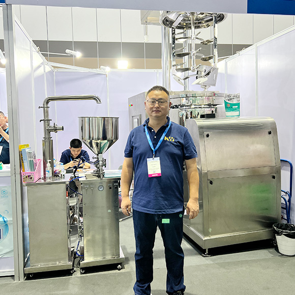 Huayang Machinery Exhibition 