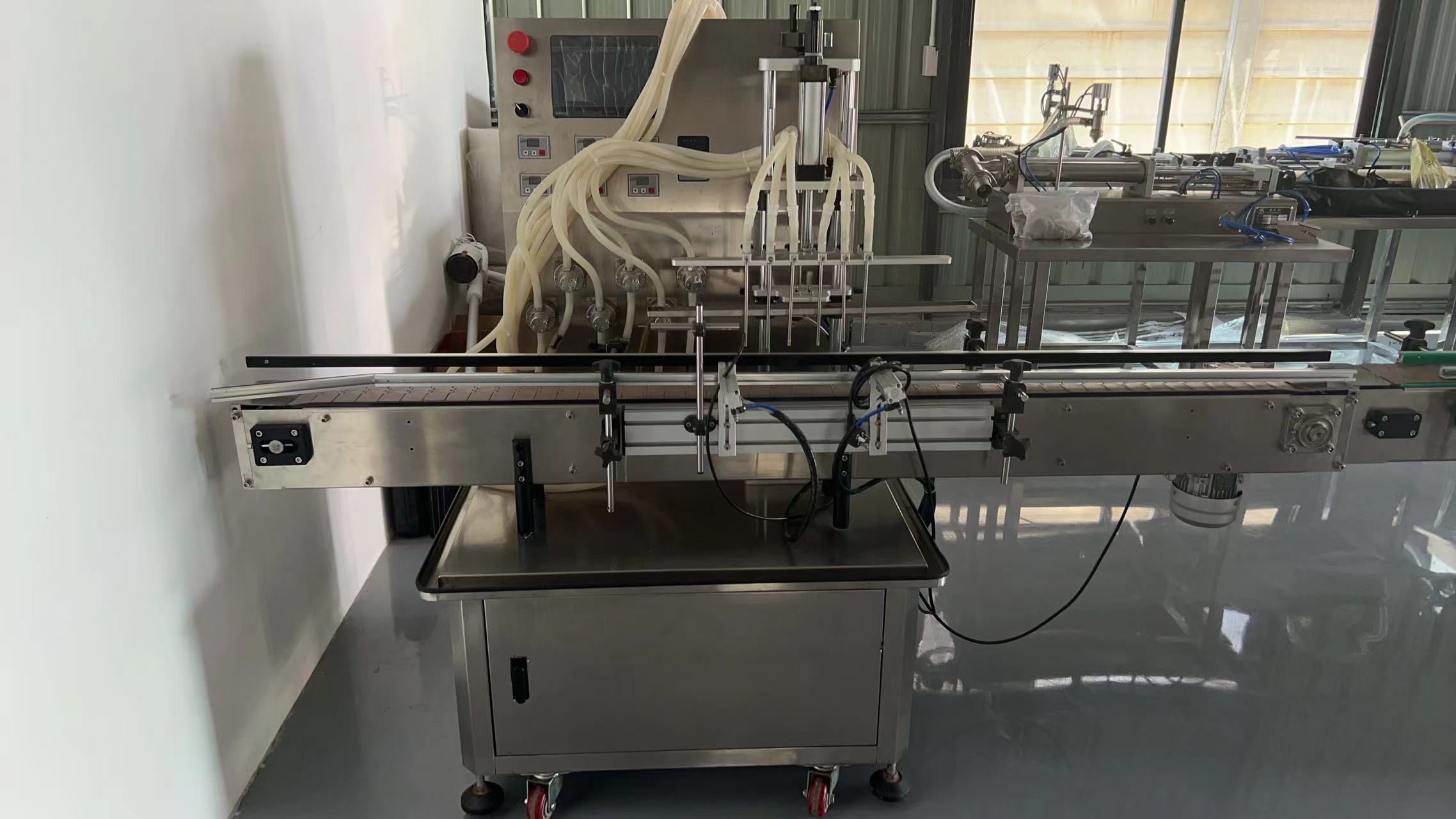 Oil & Perfume Automatic Filling Machine